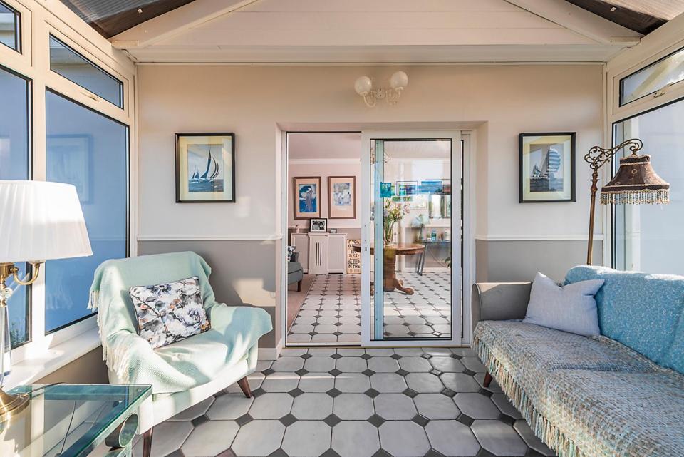 Bed & Breakfast Klondyke House 3*